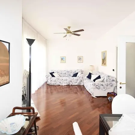 Ampio 8 Posti Letto Apartment